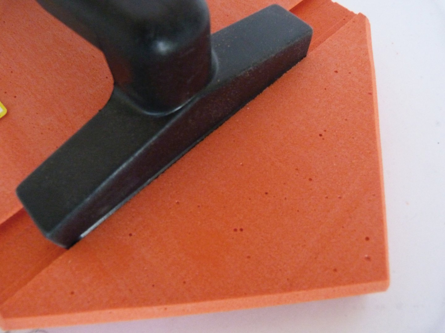 Taloche polyuréthane pointue 03